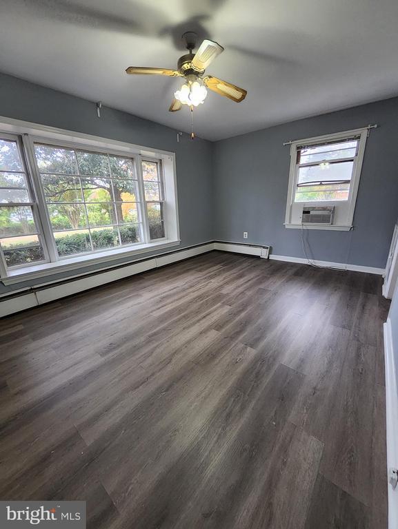 Building Photo - 13723 Dumfries Rd