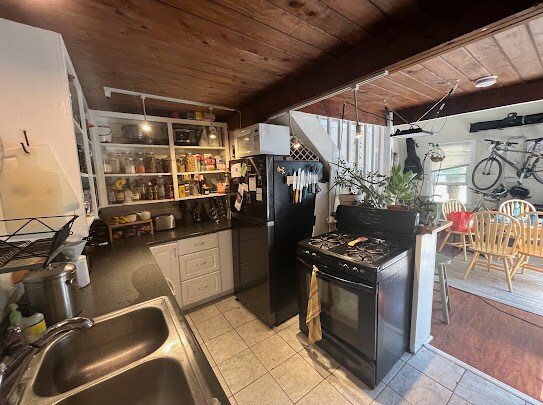 Kitchen - 1840 Spruce St