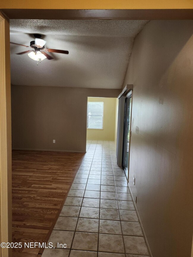 Building Photo - 3309 Donzi Way W