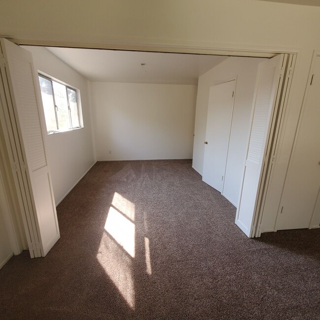 Building Photo - Classic 3bd/2ba single story in Livermore ...