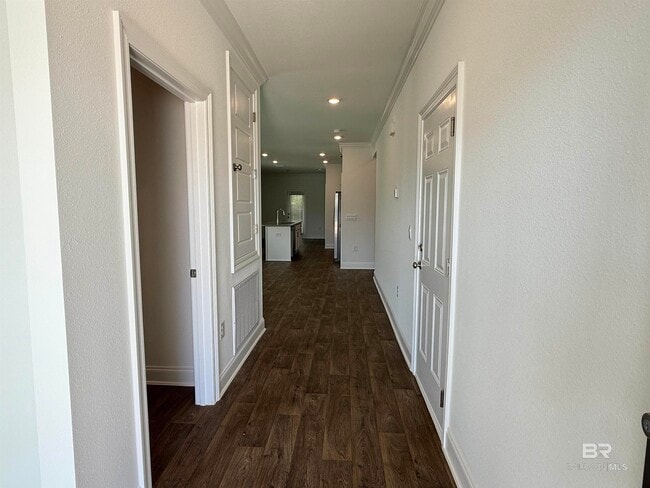 Building Photo - 32694 Revere Dr