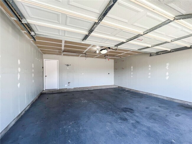 Building Photo - 116 Remington Dr