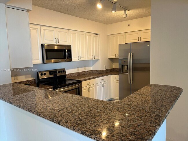 Primary Photo - 1155 Brickell Bay Dr