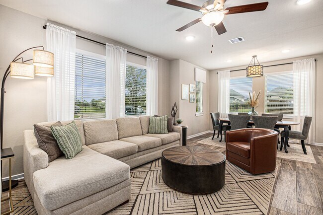 Building Photo - 7603 Green Bulrush Wy