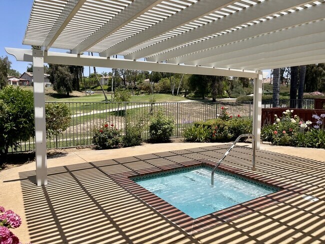 Building Photo - 30962 Crystalaire Dr