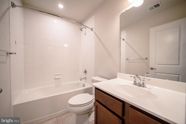 Building Photo - 9816 Cedarmass Cir