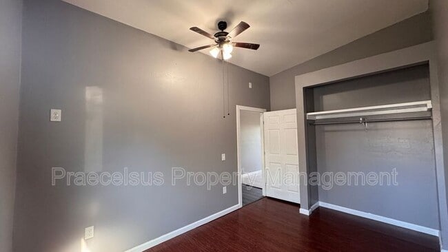 Building Photo - 37 E J St