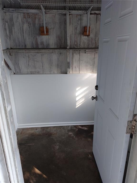 Building Photo - 104 W Lancaster Rd