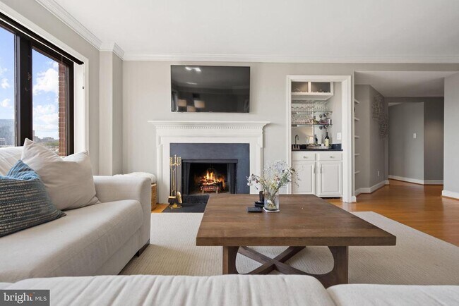 Building Photo - 1080 Wisconsin Ave NW