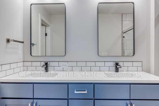 Building Photo - 3554 N Tyler Ct