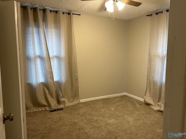 Building Photo - 3721 Broadmor Rd NW