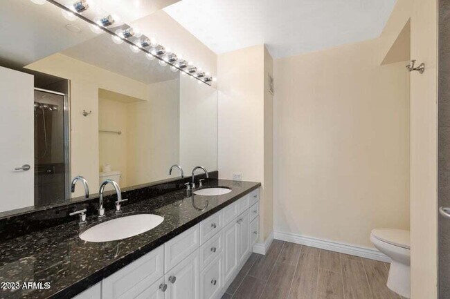 Building Photo - 4808 N 24th St