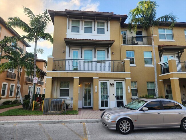 Primary Photo - 14677 SW 9th St