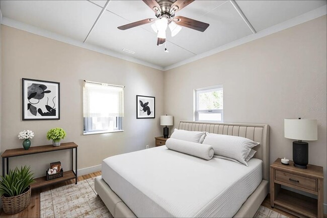 Building Photo - 453 41st Ave S