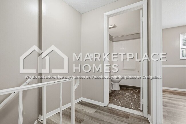 Building Photo - 5702 Beechcroft Rd