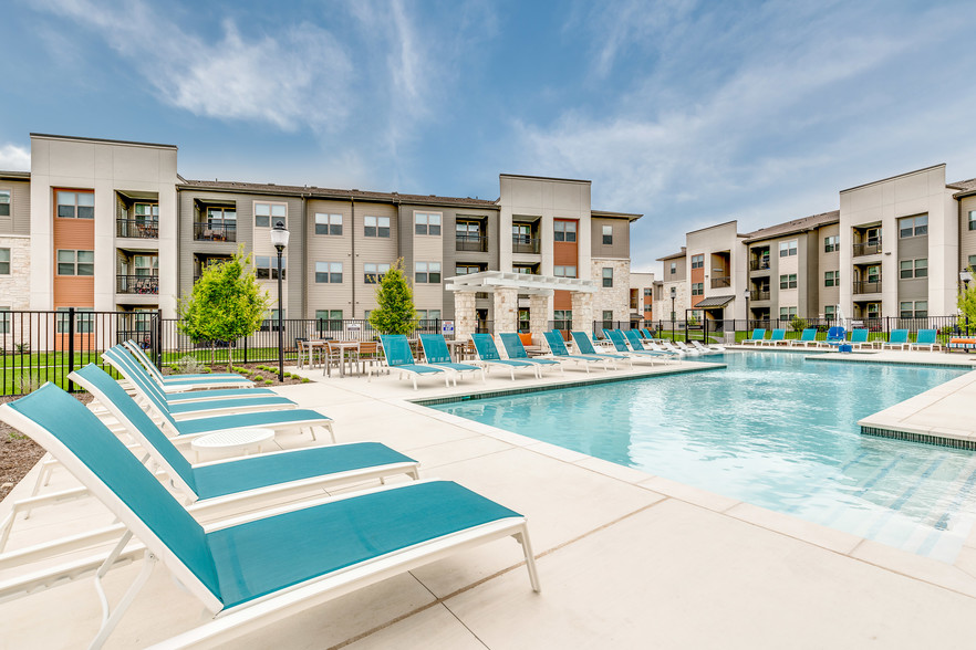 Pool Area - Mercantile Square