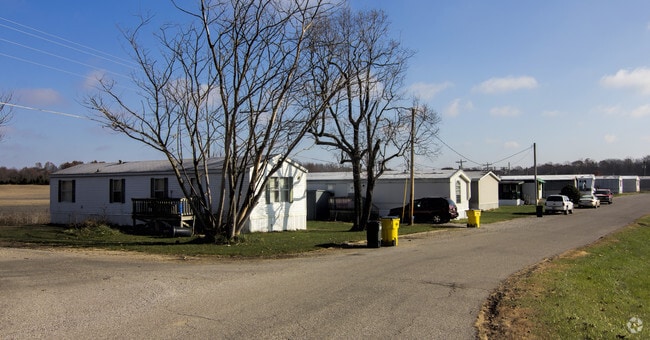 Primary Photo - Berkshire Pointe