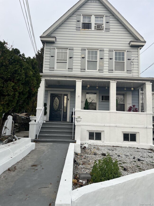 Primary Photo - 93 Winfred Ave