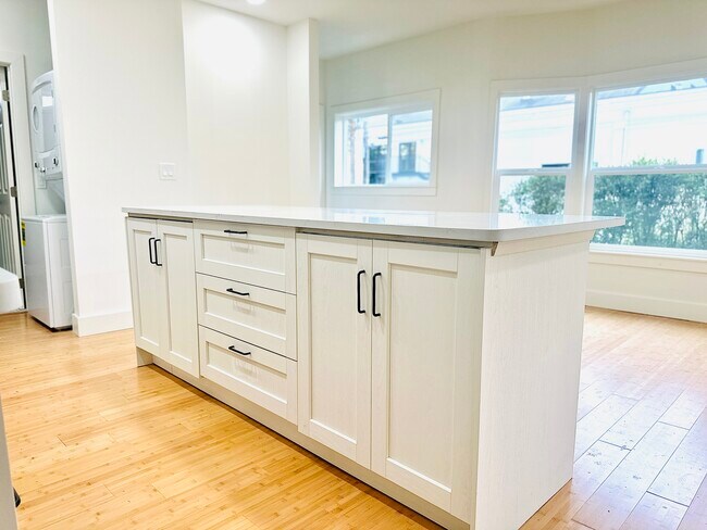 Building Photo - 1401 N 36th St