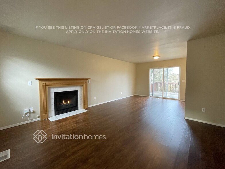 Building Photo - 3807 230th St E