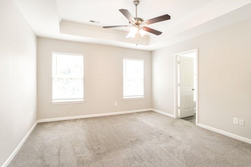 Building Photo - 5004 Broad Leaf Ct