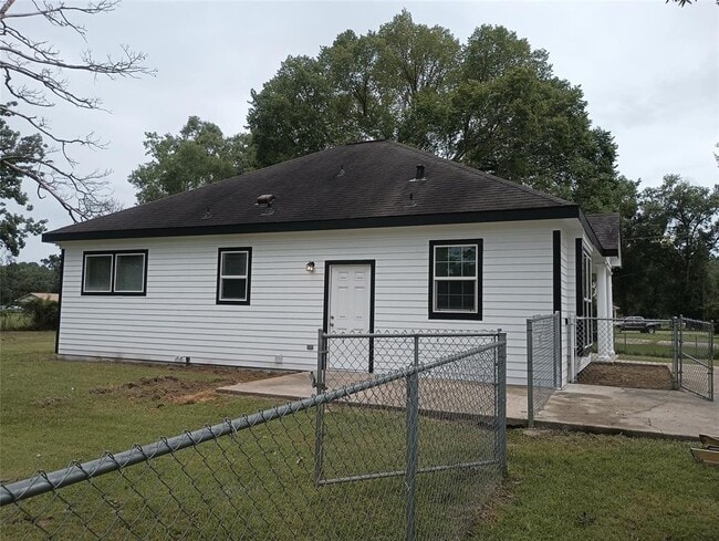 Building Photo - 11292 Hodge Rd