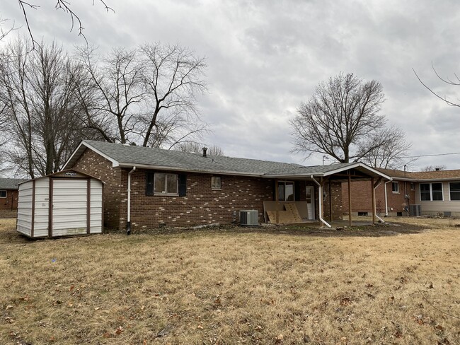 Building Photo - 2727 Angela Dr