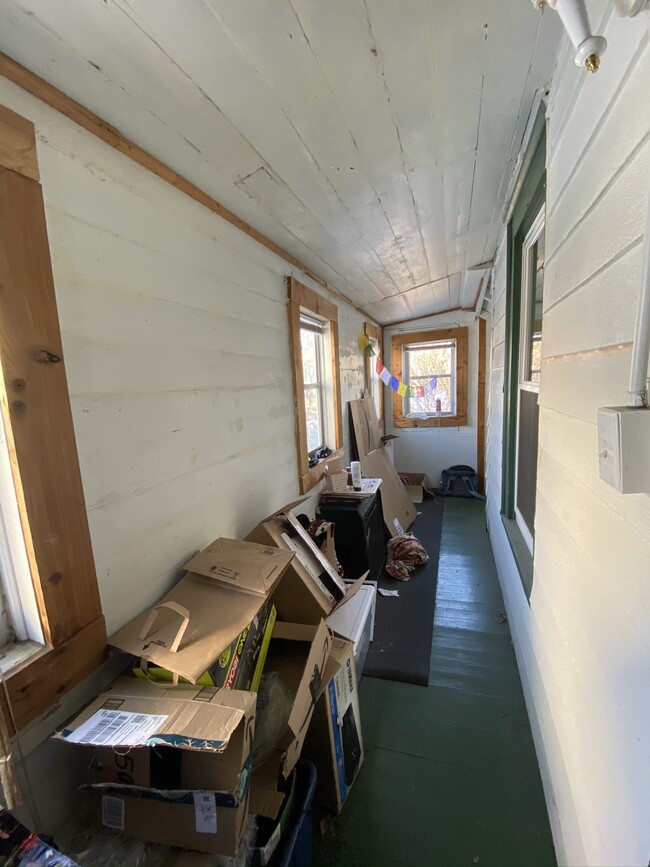 Back hallway - 1011 19th Ave NE