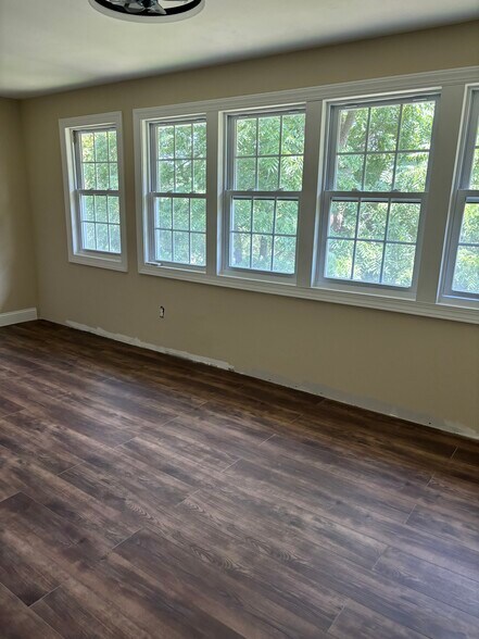 Building Photo - 304 Mayson Ave