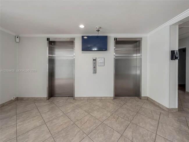 Building Photo - 17570 Atlantic Blvd