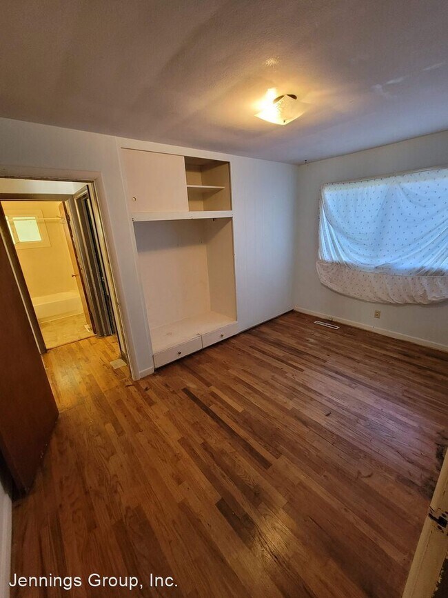 Building Photo - 3 br, 1 bath House - 287 Deadmond Ferry Rd.