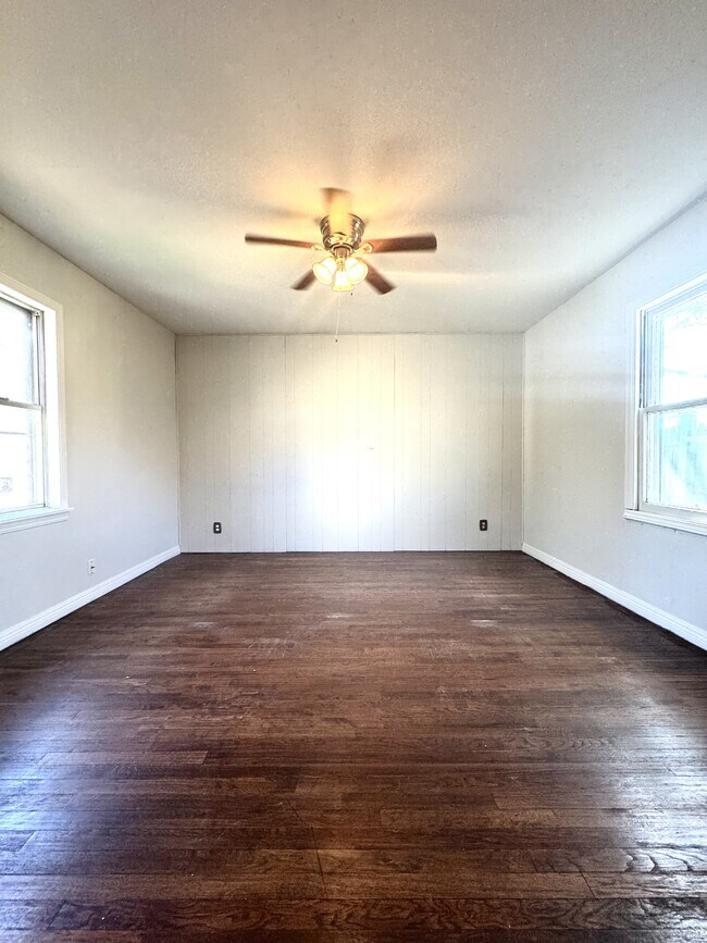 Building Photo - 1911 S Roosevelt St