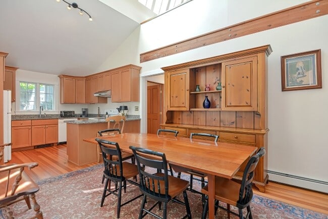 Building Photo - Woodfall