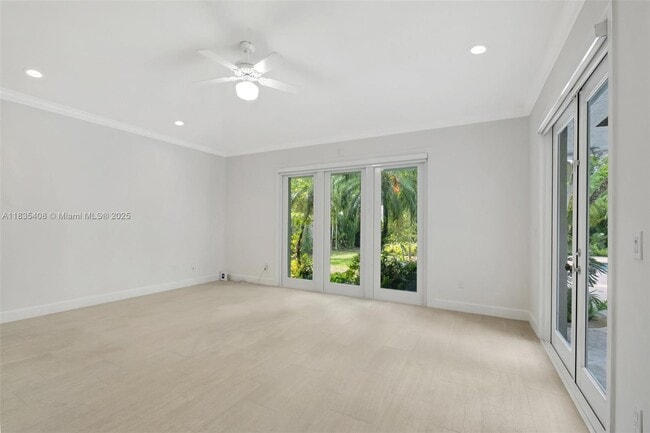Building Photo - 5765 SW 84th St