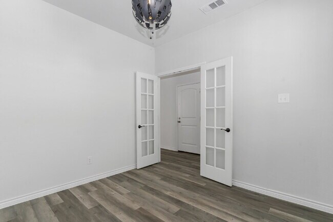 Building Photo - Modern 4 Bdrm Fort Worth Home for Rent- Zip Code 76123 | Built 2021 | Crowley ISD | $3,450/mo, Sp...