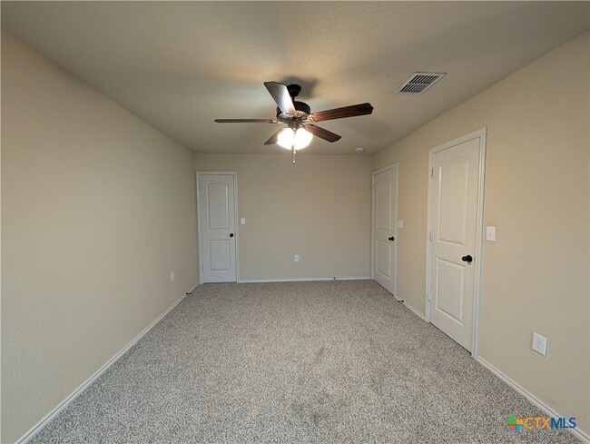 Building Photo - 669 Creekside Cir