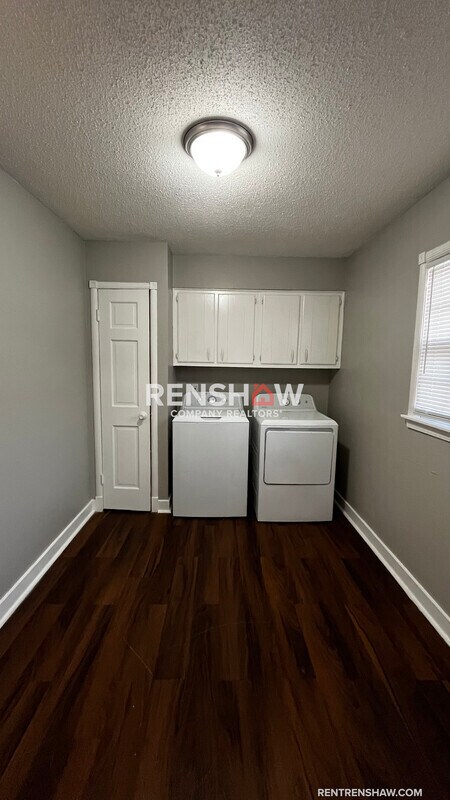 Building Photo - 2173 Blue Ridge Cv