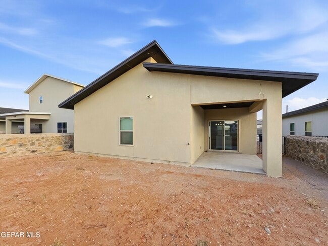 Building Photo - 15113 Ambition Ave