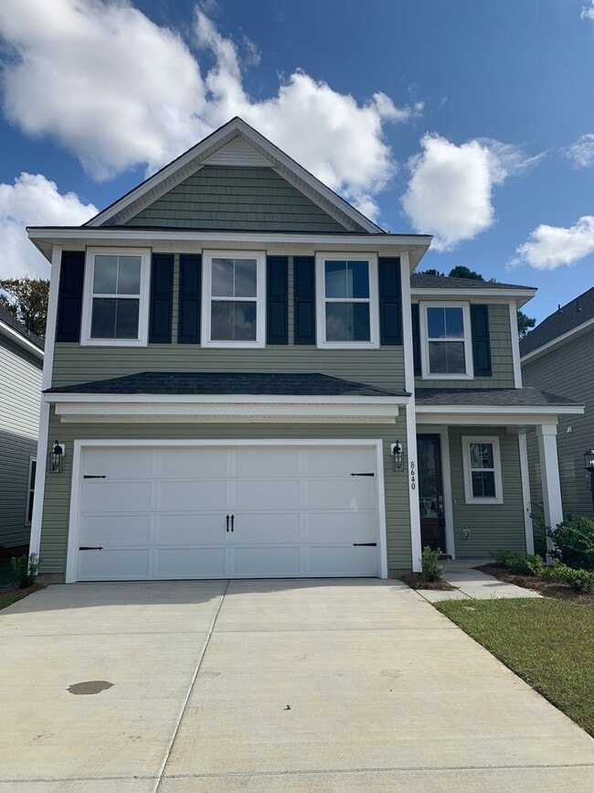 Building Photo - Modern Living in Windsor Hill