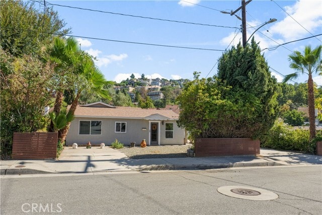 Primary Photo - 285 S Espanita St