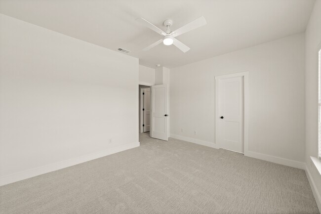 Building Photo - 6628 Abode Ave