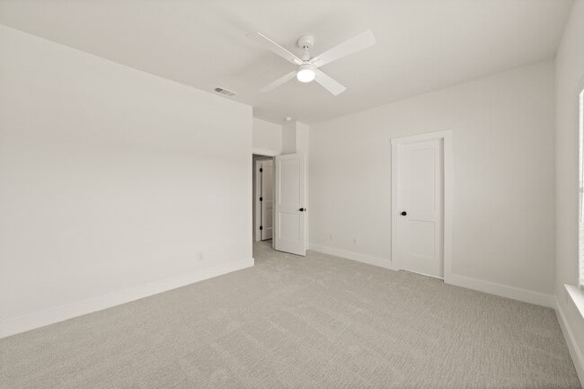 Building Photo - 6718 Abode Ave