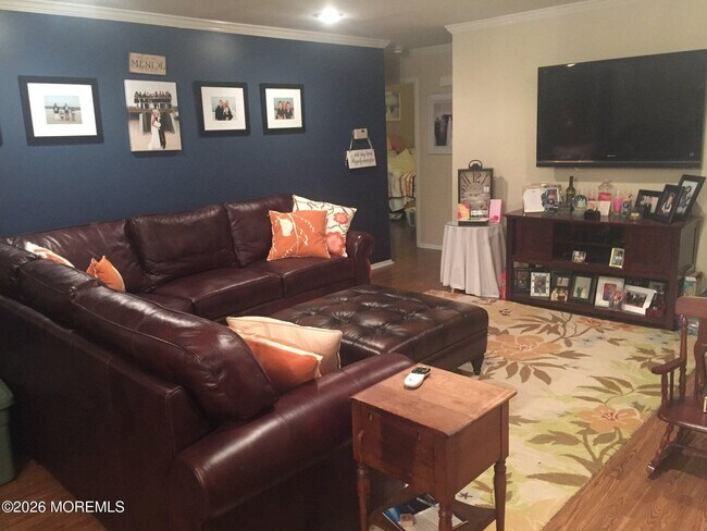 Building Photo - 505 Harding Rd