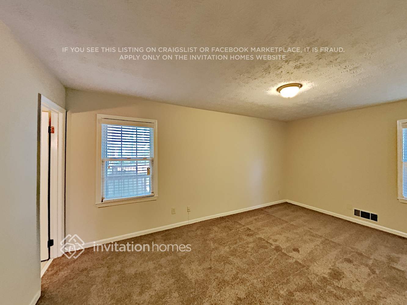 Building Photo - 3158 Larkspur Cir SW