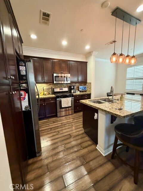 Building Photo - 428 Campestre Ln
