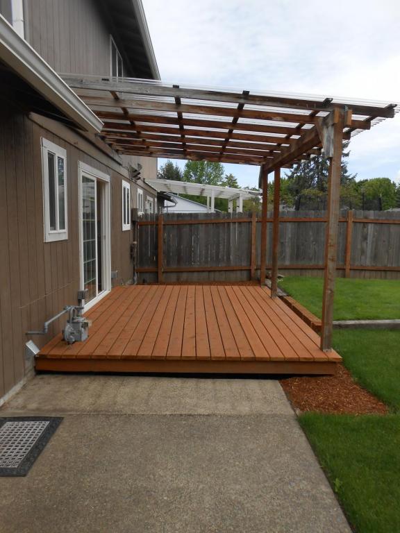 Building Photo - 386 30th Ave SE