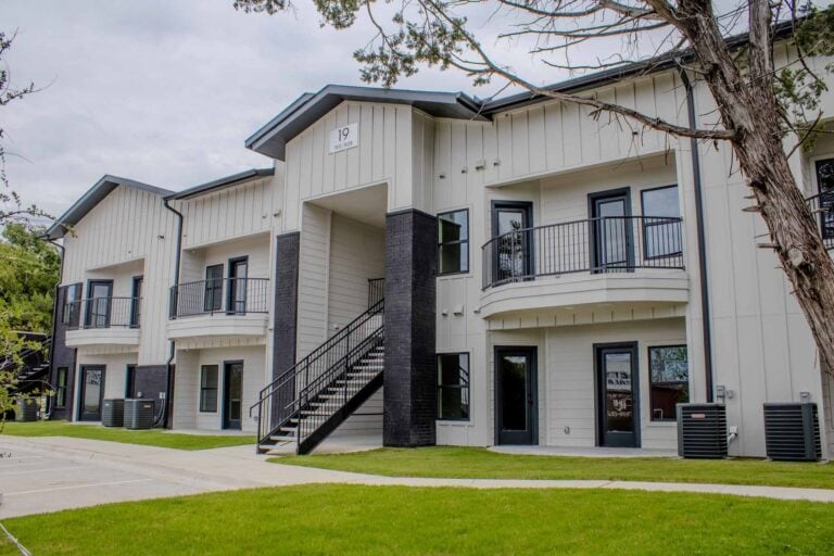 Building Photo - 2450 Wickersham Ln