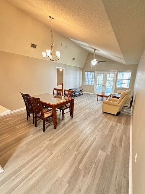 Great Room - 164 Kingbird Cir