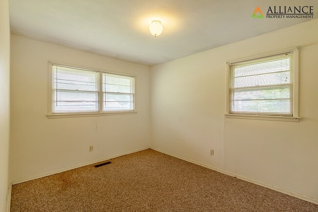 Building Photo - 1533 Pipher Ln