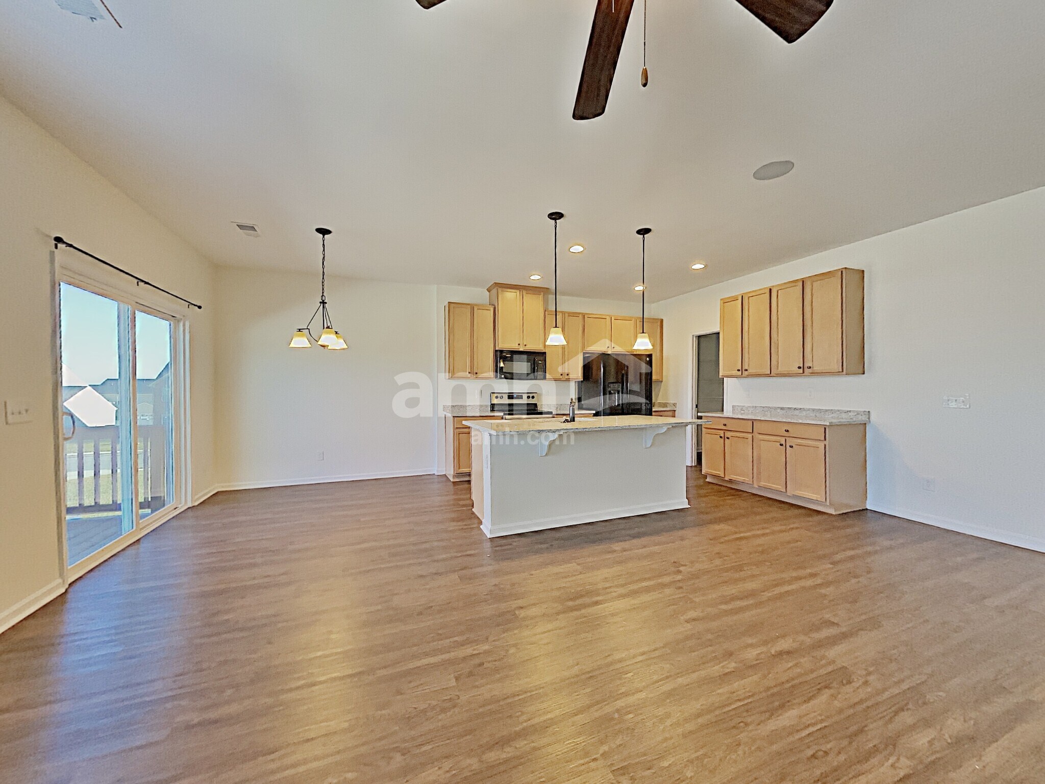 Building Photo - 2215 Ambergate Dr
